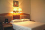 Zhuhai-Golden-Sun-Building-guestroom-2b